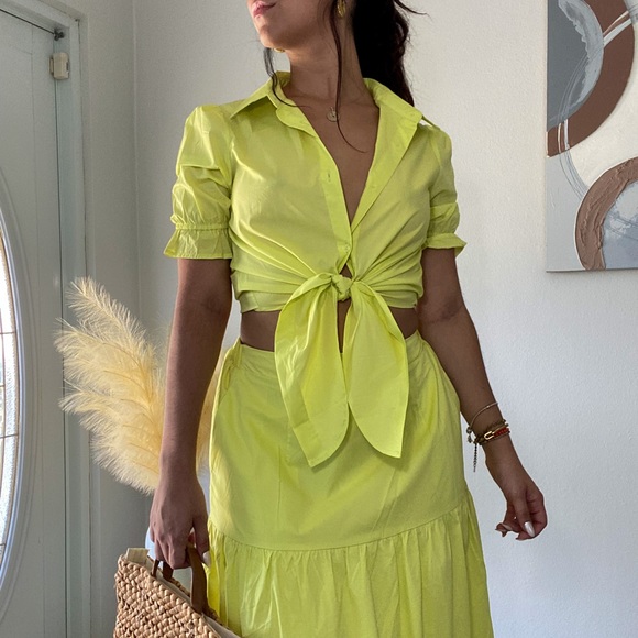 Top and Skirt Set - Picture 3 of 4